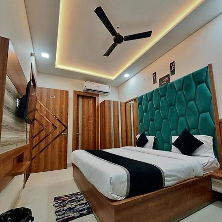 Hotel Blue Terminal Bombay Extérieur photo
