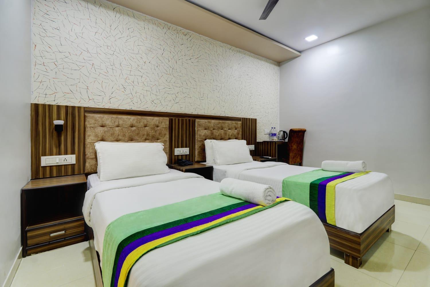 Hotel Blue Terminal Bombay Extérieur photo